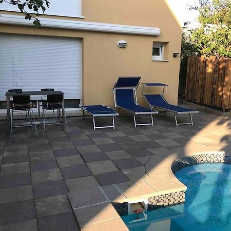Logement Avec Piscine Brunstatt Exterior photo